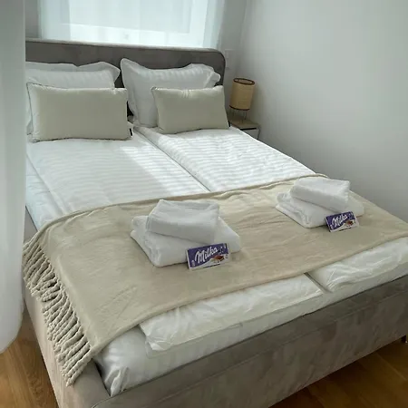 Apartment Queens Peak Cologne