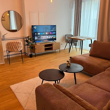 Apartment Queens Peak Cologne